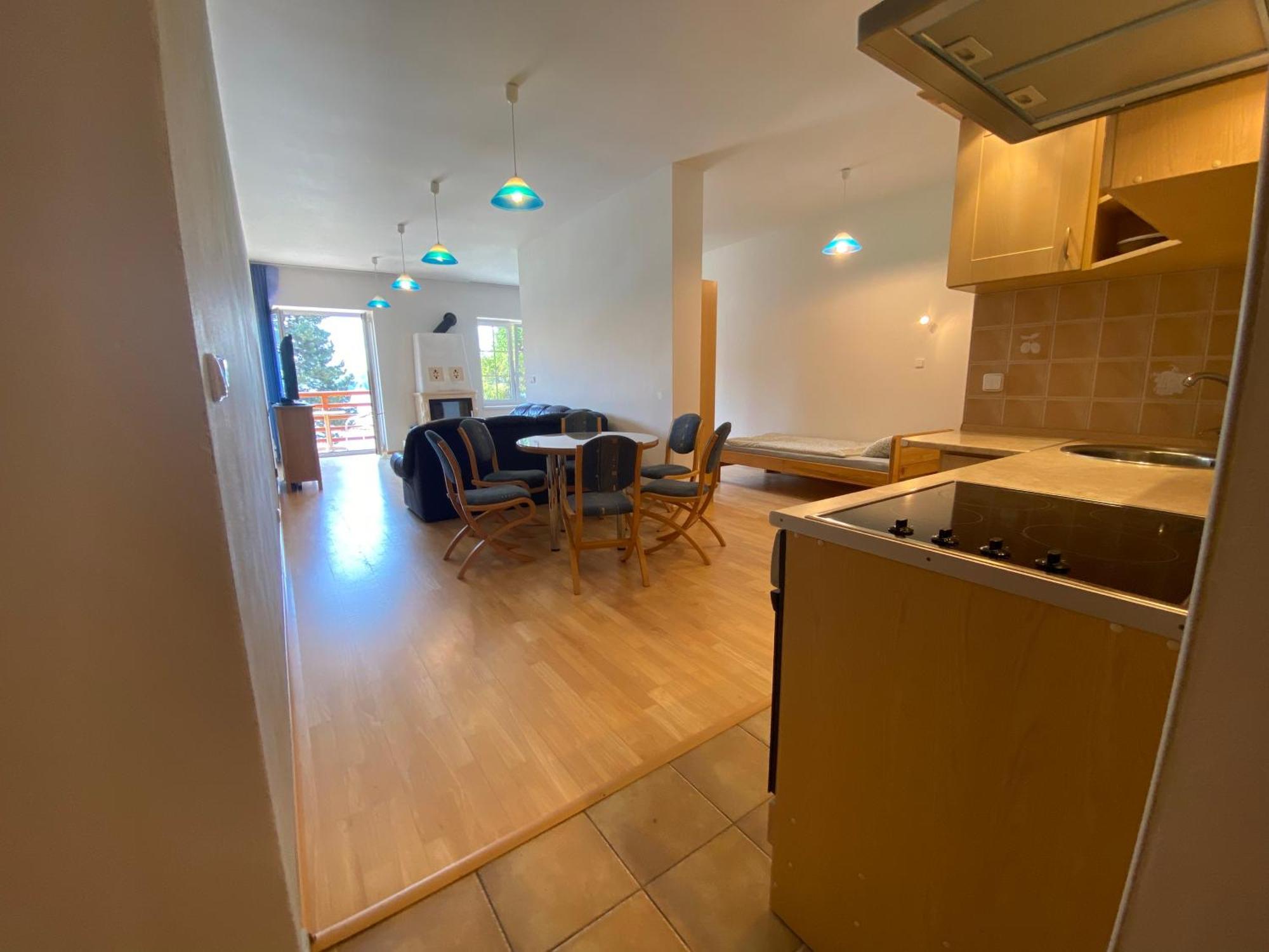 Apartman Majak U Zermanicke Prehrady Pitrov Eksteriør bilde